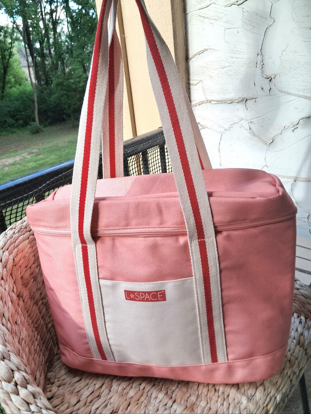 L*Space Coastal Cooler Bag NWOT Pink/White Wide Strap